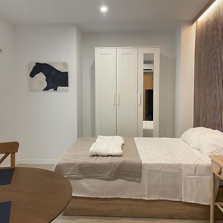 Apartamentos Postiguet Аліканте Екстер'єр фото