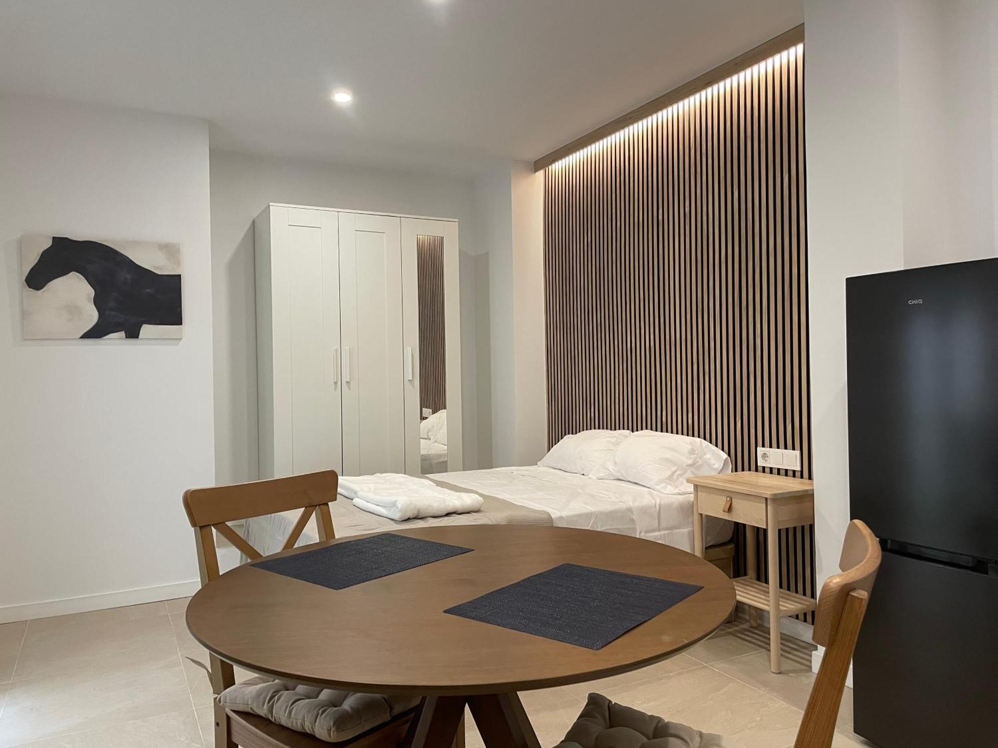 Apartamentos Postiguet Аліканте Екстер'єр фото