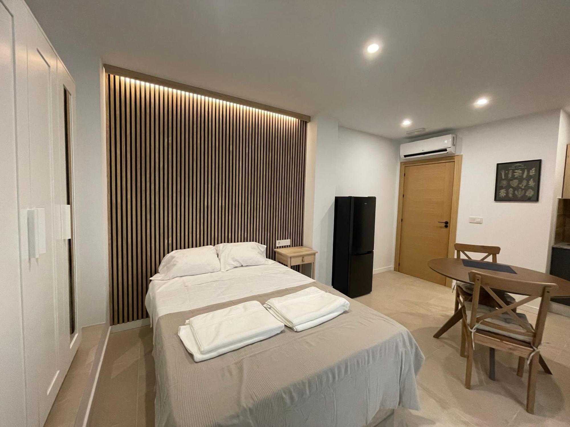Apartamentos Postiguet Аліканте Екстер'єр фото